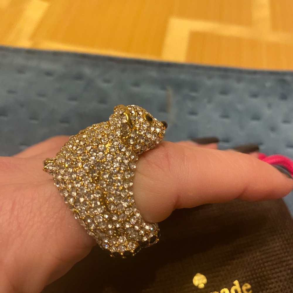 Kate Spade Rare gold and Cyrstal polar bear ring size 8🥳🥳❌ - Picture 3 of 6